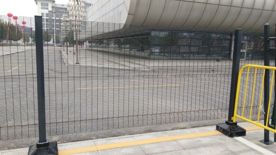358 밀도 작은 구멍 철망 울타리 PVC 코팅 크림 기술 반 등반 격리 네트워크