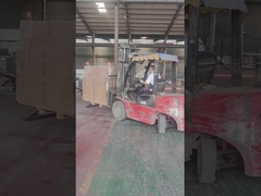 공장은 용융 아연 도금 및 벤딩 공정을 수행하고 있습니다.