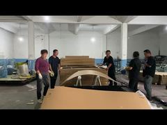 안티 클라이밍 보안 펜싱이 준비되어 있습니다.